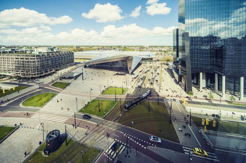 Rotterdam Marriott Hotel Exterior photo The new district of Vilnius